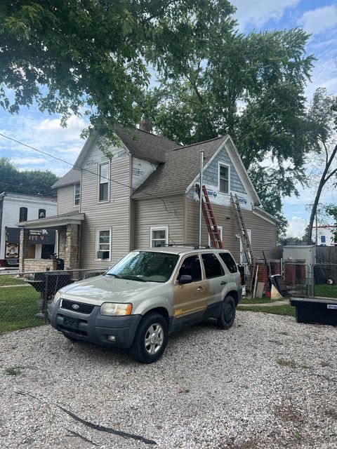 Tiny photo for 115 N Clay Street, Peru, IN 46970 (MLS # 202533203)
