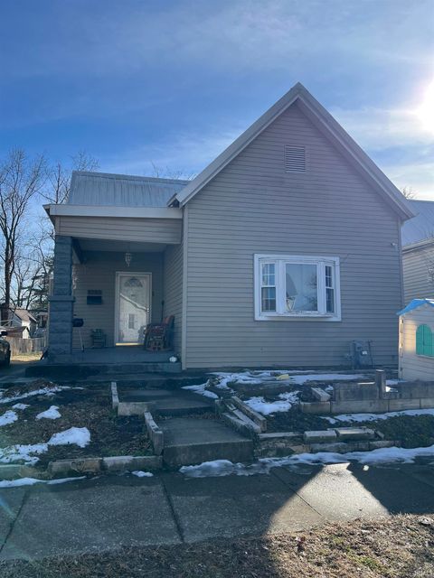 Photo of 1303 E Illinois Street, Evansville, IN 47711 (MLS # 202604643)