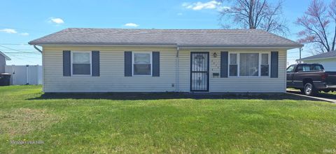 2215 Saint Louis Avenue, Fort Wayne, IN 46819 - #: 202513450
