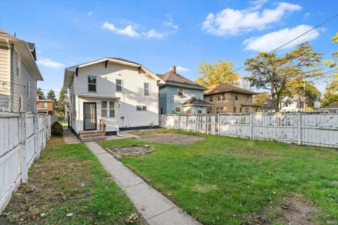 Tiny photo for 406 E Broadway Street, South Bend, IN 46601 (MLS # 202625679)