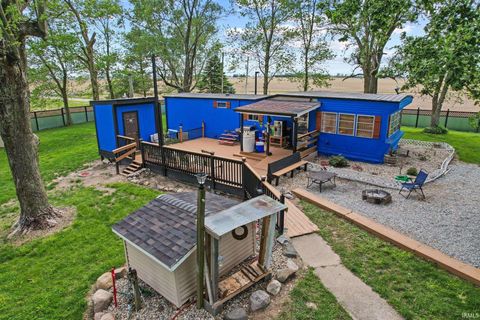 Tiny photo for 8734 N 200 W, Alexandria, IN 46001 (MLS # 202618735)
