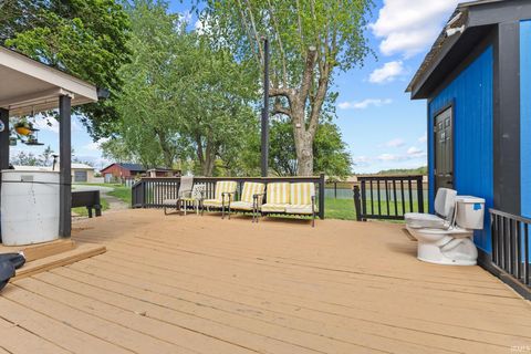 Tiny photo for 8734 N 200 W, Alexandria, IN 46001 (MLS # 202618735)