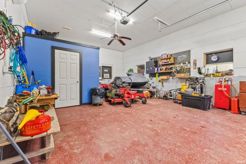 Tiny photo for 8734 N 200 W, Alexandria, IN 46001 (MLS # 202618735)