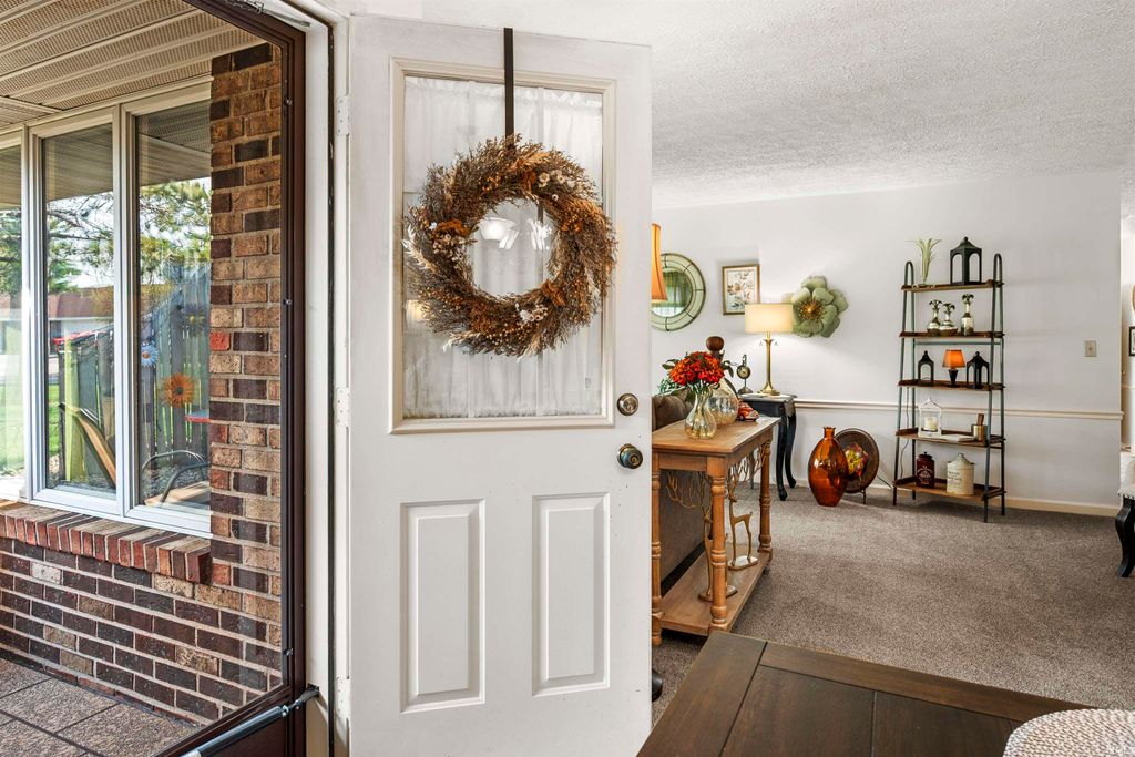 Photo of 4606 S Bellamy Boulevard, Marion, IN 46952 (MLS # 202610405)