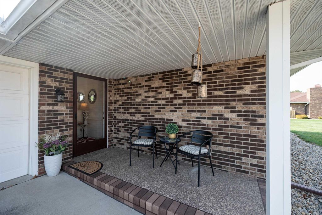 Photo of 4606 S Bellamy Boulevard, Marion, IN 46952 (MLS # 202610405)