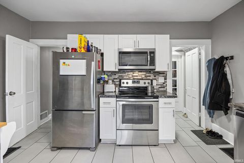 Tiny photo for 2818 Underwood Street, Lafayette, IN 47904 (MLS # 202606706)