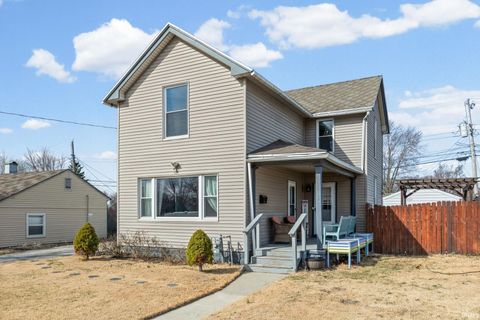 Photo of 2818 Underwood Street, Lafayette, IN 47904 (MLS # 202606706)