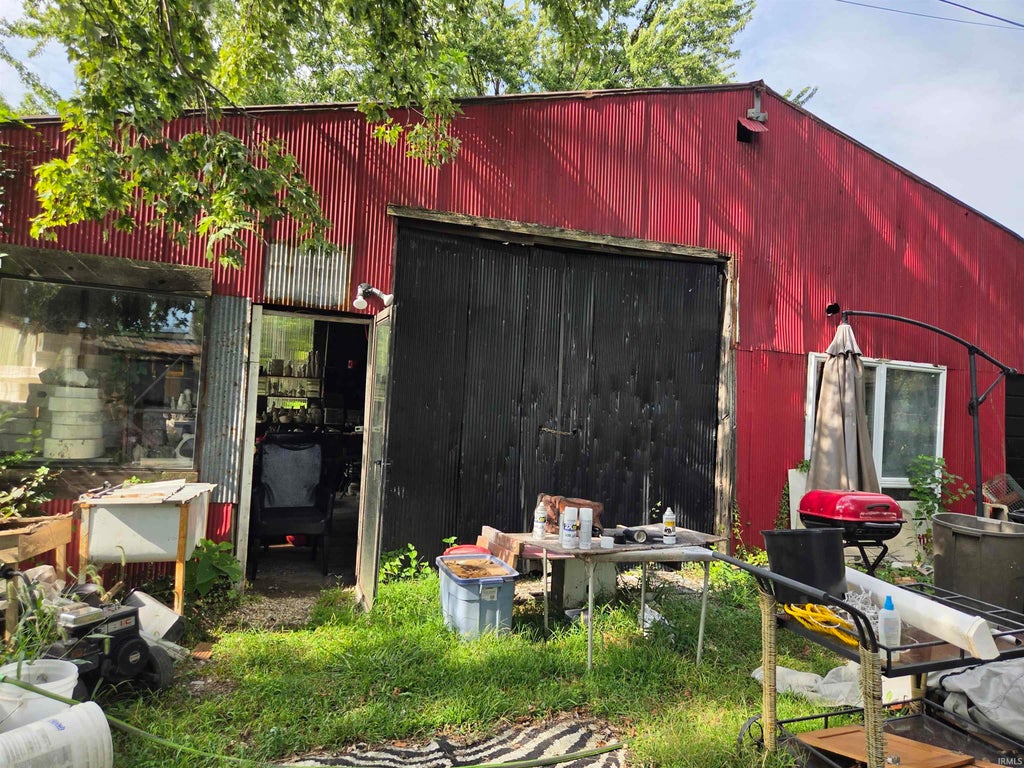 Photo of 5216 N State Road 67, Bruceville, IN 47516 (MLS # 202639067)
