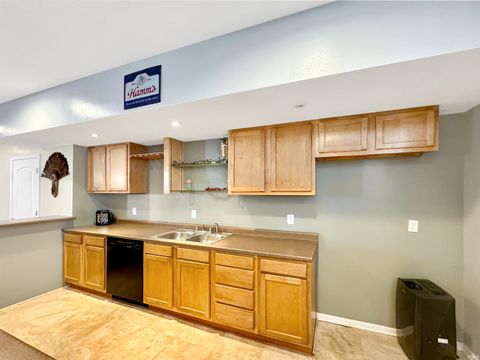 Tiny photo for 1366 W Glenview Court, Columbia City, IN 46725 (MLS # 202605684)