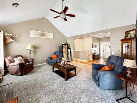 Tiny photo for 1366 W Glenview Court, Columbia City, IN 46725 (MLS # 202605684)