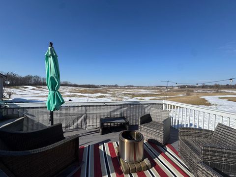 Tiny photo for 1366 W Glenview Court, Columbia City, IN 46725 (MLS # 202605684)