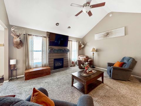 Tiny photo for 1366 W Glenview Court, Columbia City, IN 46725 (MLS # 202605684)