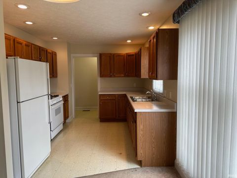 Tiny photo for 1235 Bittersweet Lane, Rochester, IN 46975 (MLS # 202606149)