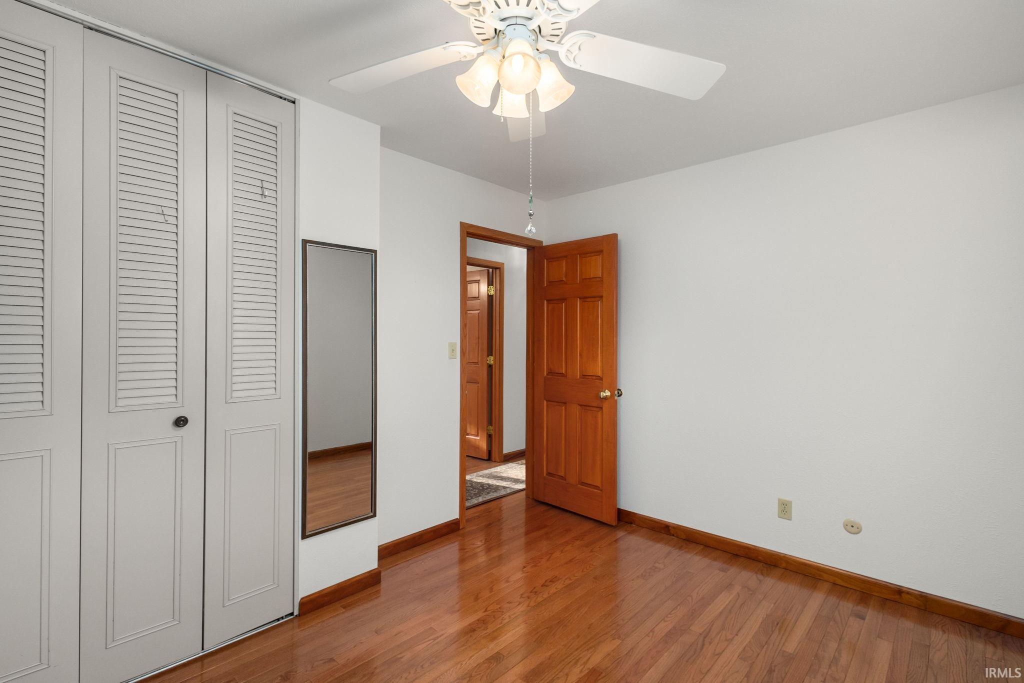 South Bend, Indiana 46614, United States, 3 Bedrooms Bedrooms, ,3 BathroomsBathrooms,Residential,Pending,8765