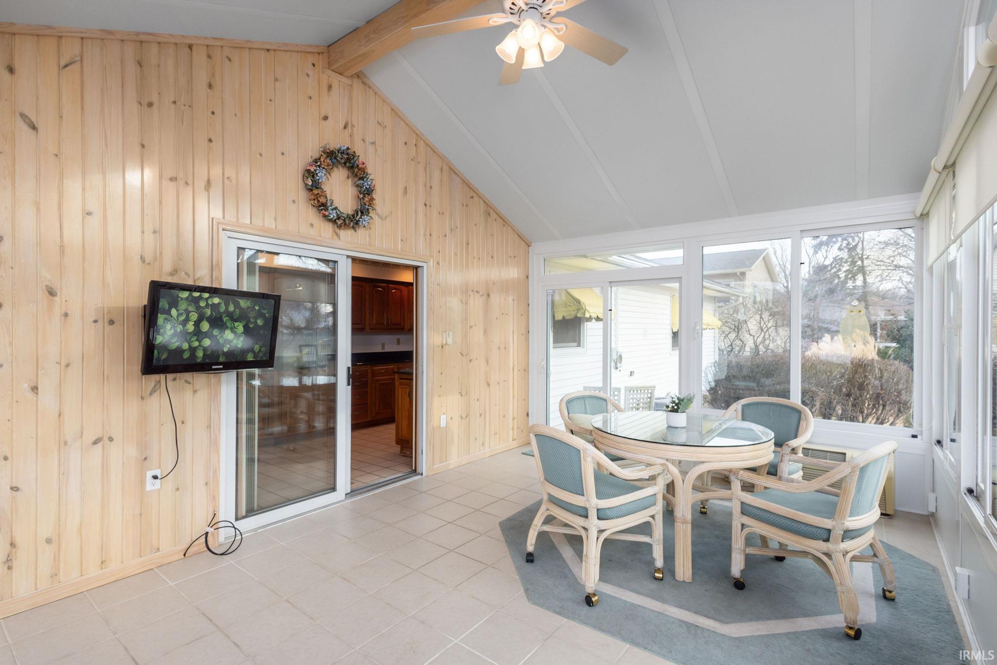 South Bend, Indiana 46614, United States, 3 Bedrooms Bedrooms, ,3 BathroomsBathrooms,Residential,Pending,8765