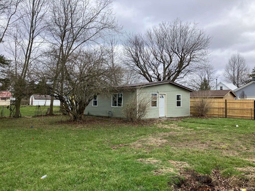 Photo of 510 Sycamore Street, Union City, IN 47390 (MLS # 202609662)