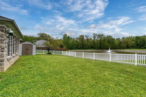 Tiny photo for 3620 Oaklyn Court, Evansville, IN 47711 (MLS # 202536186)