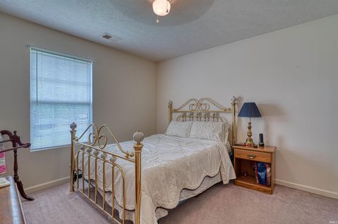 Tiny photo for 3620 Oaklyn Court, Evansville, IN 47711 (MLS # 202536186)