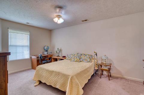 Tiny photo for 3620 Oaklyn Court, Evansville, IN 47711 (MLS # 202536186)