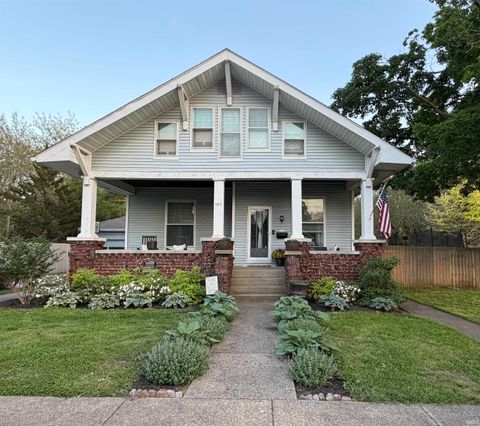 Photo of 402 E Water Street, Mount Vernon, IN 47620 (MLS # 202614909)