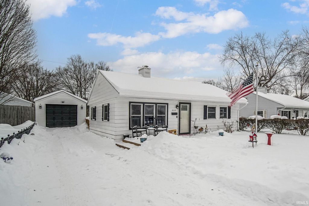 Photo of 3802 S Carroll Street, South Bend, IN 46614 (MLS # 202606385)