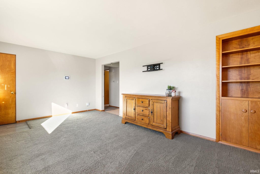 Photo of 542 W 12th Street, Mishawaka, IN 46544 (MLS # 202644521)