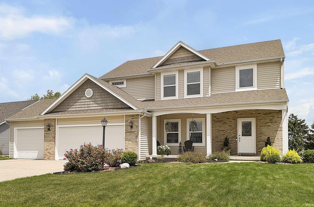 Photo of 13316 Plumbago Court, Fort Wayne, IN 46814 (MLS # 202627616)