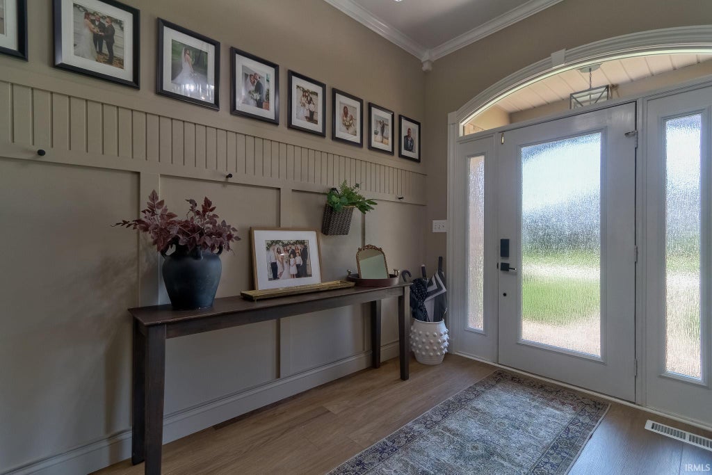 Photo of 5788 Woodbridge Trail, Newburgh, IN 47630 (MLS # 202625255)