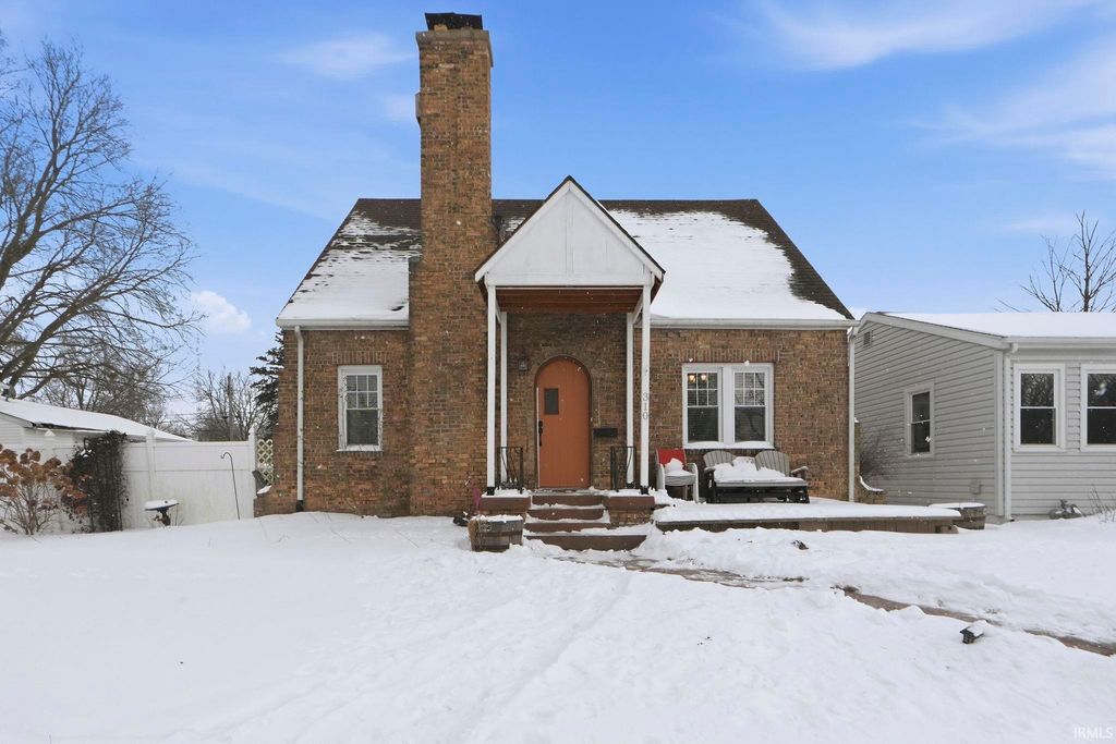 Photo of 310 Webster Avenue, Plymouth, IN 46563 (MLS # 202603274)