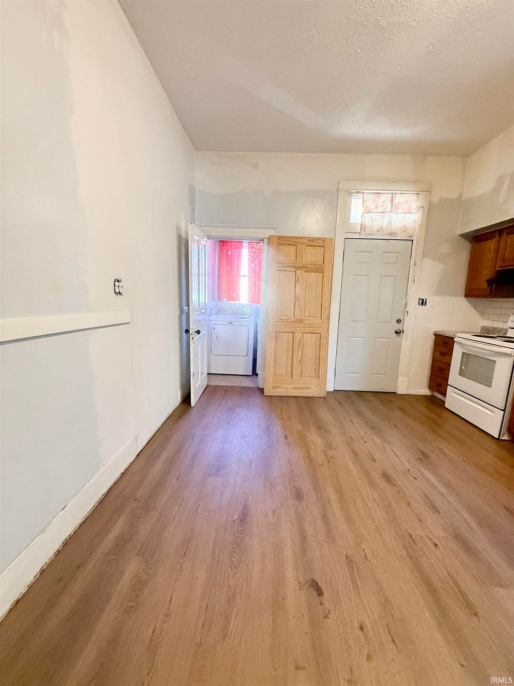 Photo of 600 Adams Avenue, Evansville, IN 47713 (MLS # 202603350)