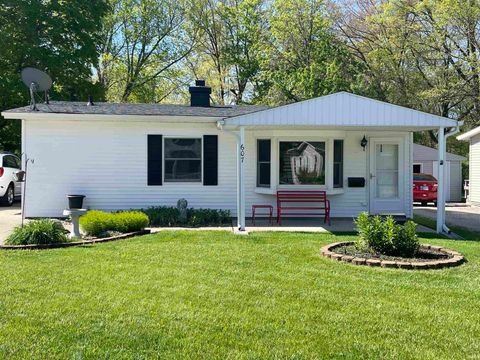 Photo of 607 Opal Street, Huntington, IN 46750 (MLS # 202617022)