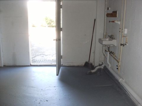 Tiny photo for 8581 S Old state Road 37 Road, Bloomington, IN 47403 (MLS # 202541357)