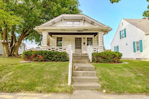 Photo of 1920 perdue Street, Lafayette, IN 47905 (MLS # 202538051)