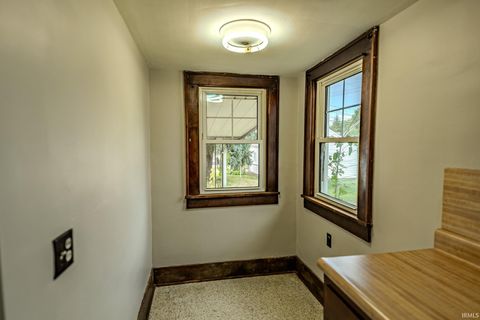 Tiny photo for 1920 perdue Street, Lafayette, IN 47905 (MLS # 202538051)