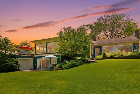 Photo of 5945 S Woodstrail Drive, Columbia City, IN 46725 (MLS # 202621632)