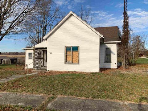 Photo of 308 W Dunn Street, Fulton, IN 46931 (MLS # 202549075)