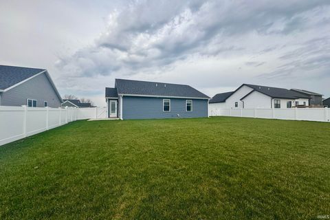 Tiny photo for 510 N Eastfield Circle, Milford, IN 46542 (MLS # 202610908)