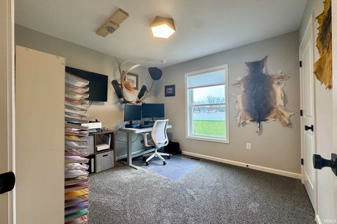 Tiny photo for 510 N Eastfield Circle, Milford, IN 46542 (MLS # 202610908)