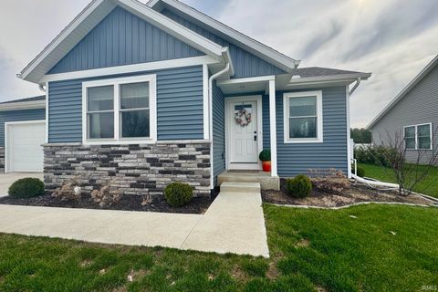 Tiny photo for 510 N Eastfield Circle, Milford, IN 46542 (MLS # 202610908)
