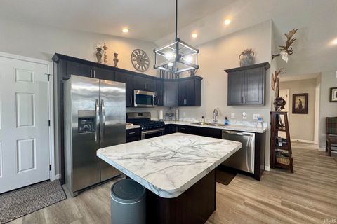 Tiny photo for 510 N Eastfield Circle, Milford, IN 46542 (MLS # 202610908)