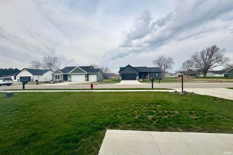 Tiny photo for 510 N Eastfield Circle, Milford, IN 46542 (MLS # 202610908)