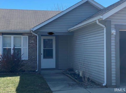 Photo of 2814 Plaza Lane, Lafayette, IN 47909 (MLS # 202629316)