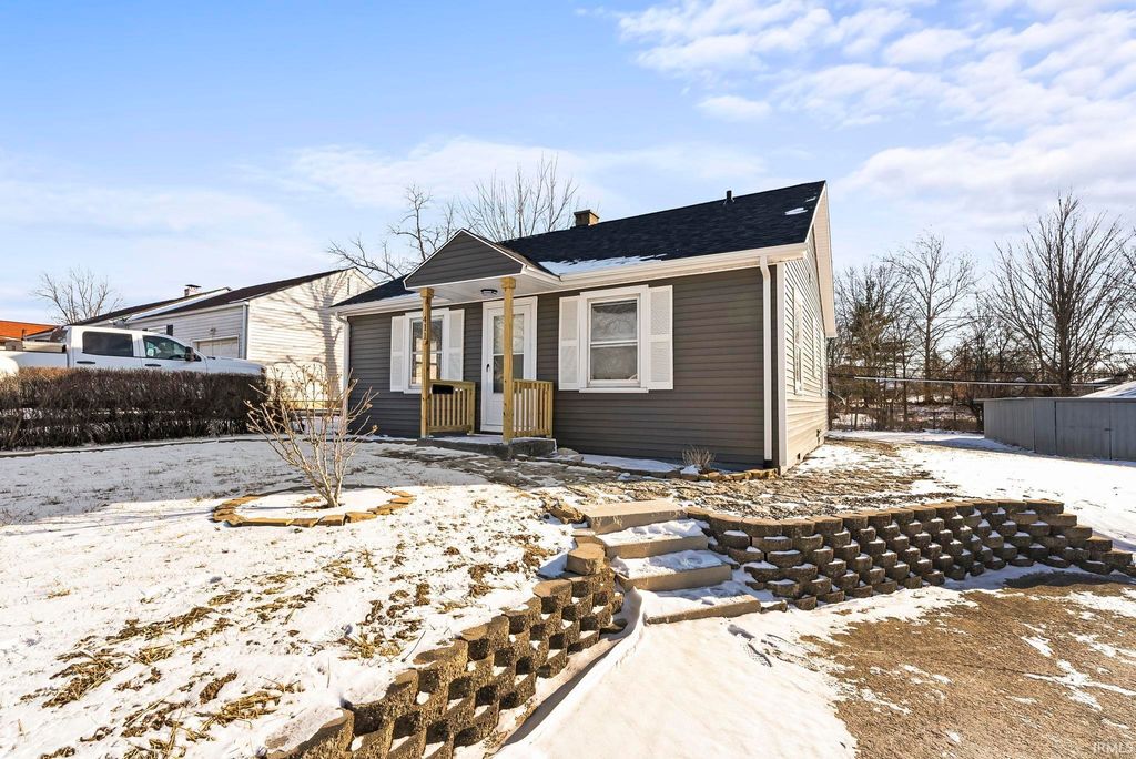 Photo of 411 W Paulding Road, Fort Wayne, IN 46807 (MLS # 202602323)