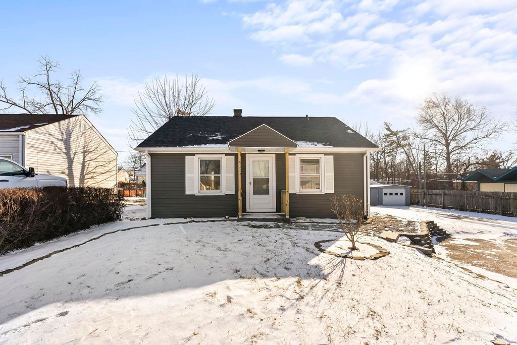 Photo of 411 W Paulding Road, Fort Wayne, IN 46807 (MLS # 202602323)