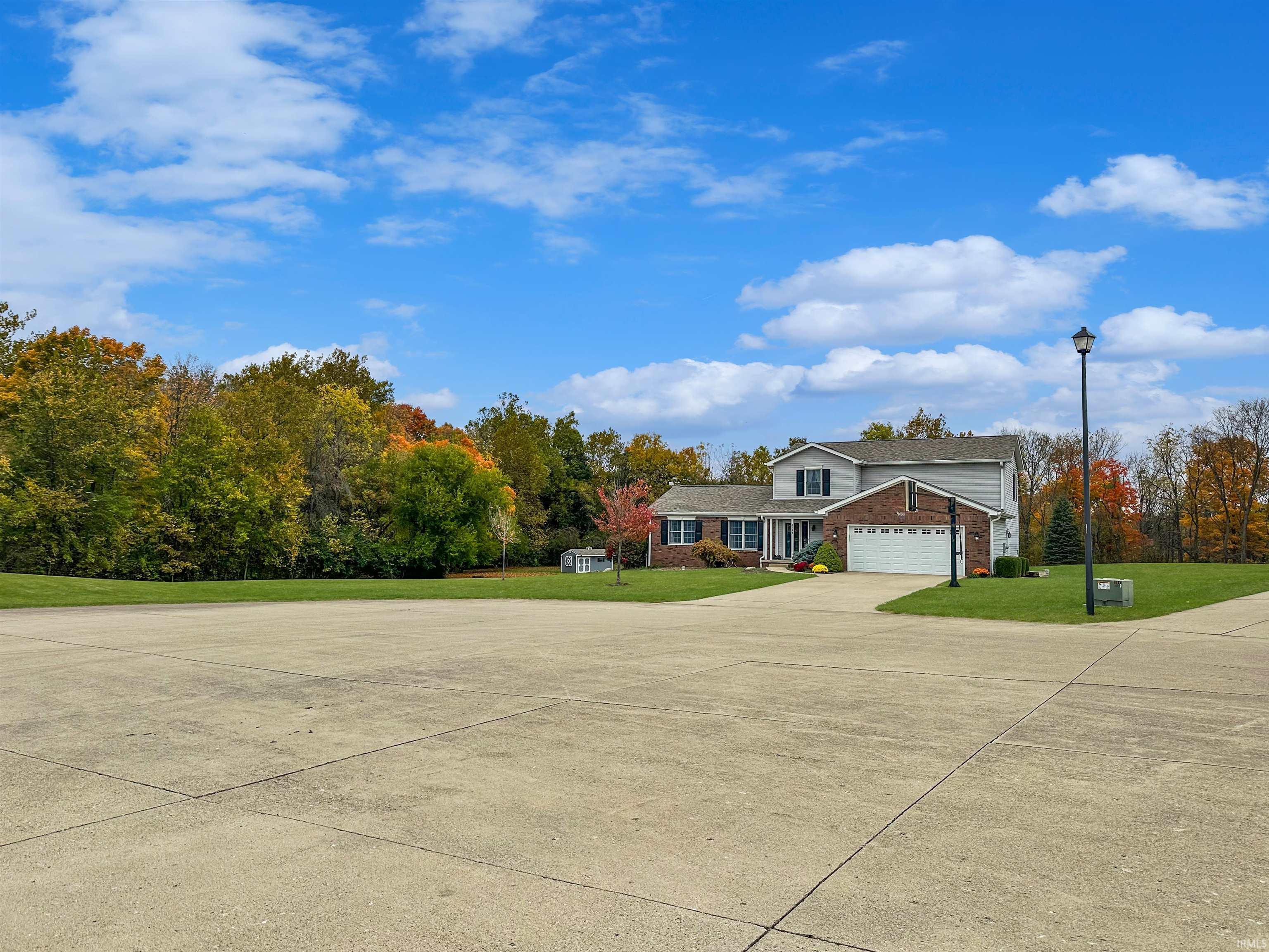 Frankfort, Indiana 46041, United States, 4 Bedrooms Bedrooms, ,3 BathroomsBathrooms,Residential,Active,232751