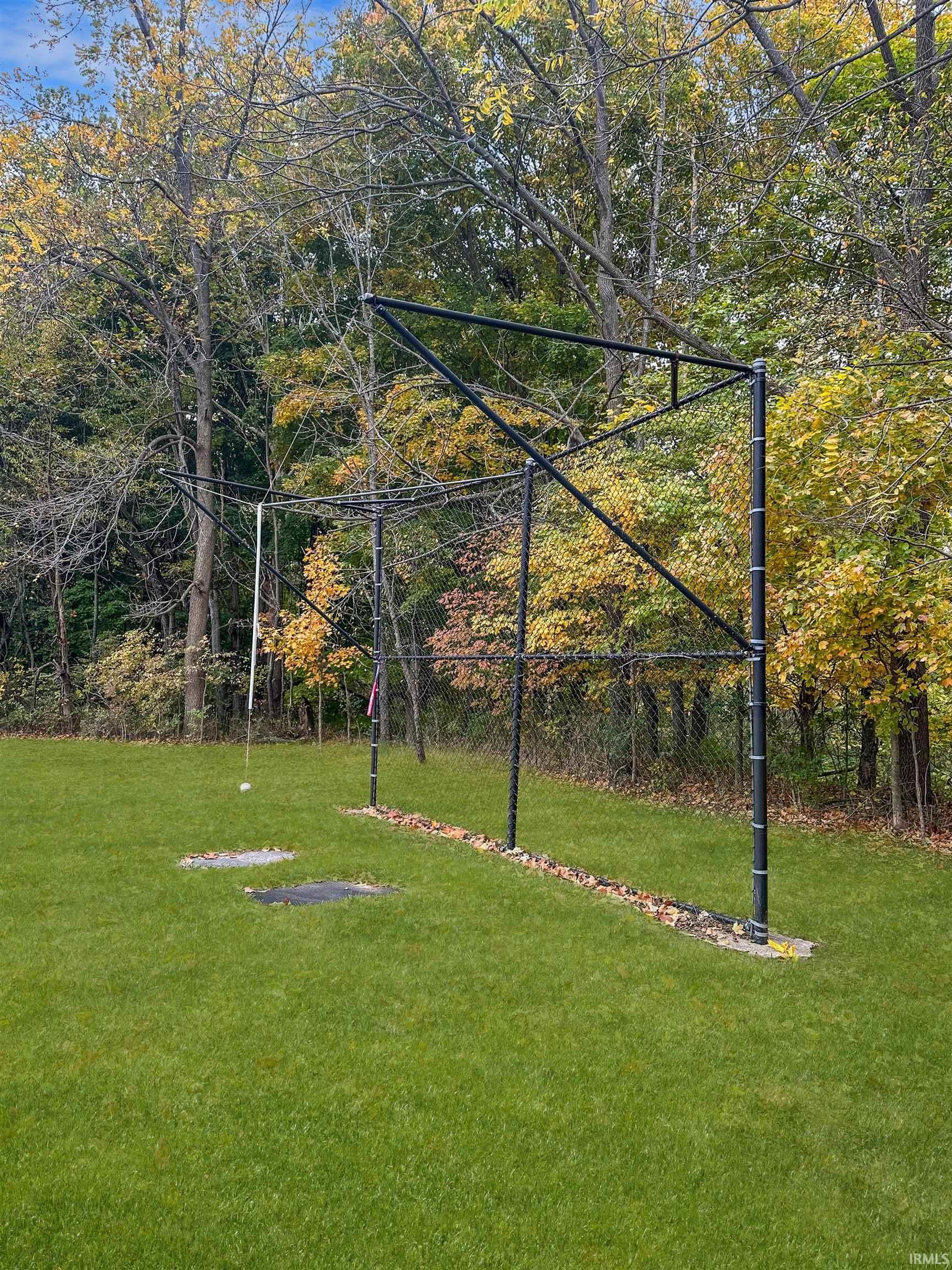 Frankfort, Indiana 46041, United States, 4 Bedrooms Bedrooms, ,3 BathroomsBathrooms,Residential,Active,232751