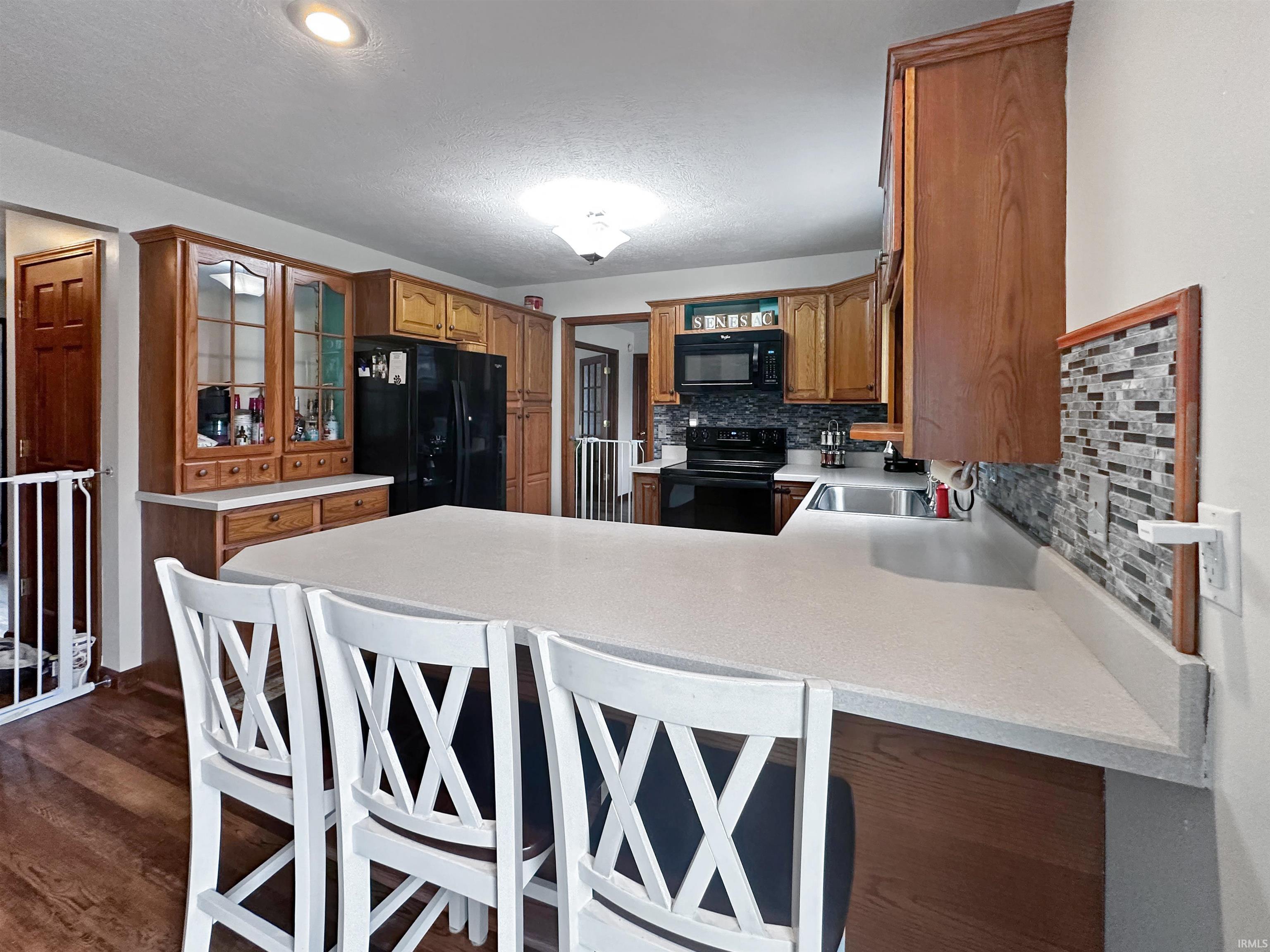 Frankfort, Indiana 46041, United States, 4 Bedrooms Bedrooms, ,3 BathroomsBathrooms,Residential,Active,232751