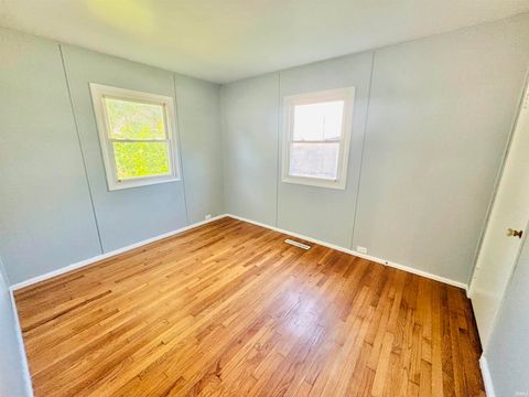 Tiny photo for 1309 Hedgewood Drive, Lafayette, IN 47904 (MLS # 202611721)