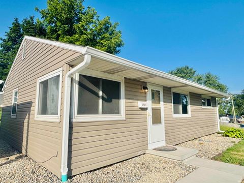 Tiny photo for 1309 Hedgewood Drive, Lafayette, IN 47904 (MLS # 202611721)