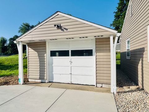 Tiny photo for 1309 Hedgewood Drive, Lafayette, IN 47904 (MLS # 202611721)